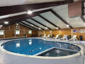 All Seasons Inn Bourne - Image 5