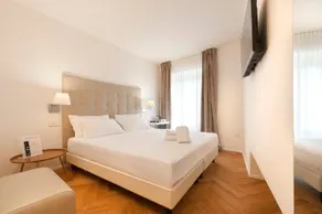 Hotel Alexander - Image 2
