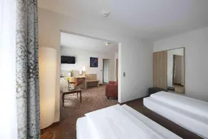 GHOTEL hotel & living Kiel - Image 5