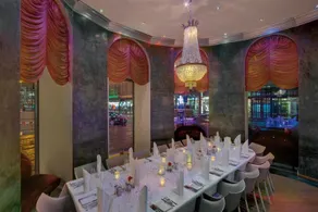 Yours Truly Hotel - Image 5