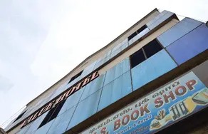 Value Hotel - Image 4