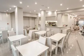 Palotel Luxury Hotel - Image 2