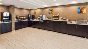 Best Western Plus Chelmsford Inn - Image 2