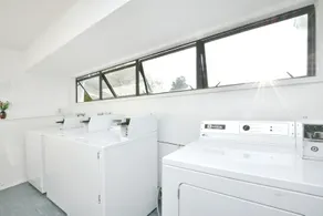 Allenby Park Hotel - Image 3