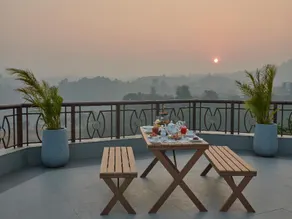 The Dukes Retreat-khandala - Image 3