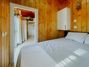 Mi̇ya Garden Ti̇ny House - Image 2
