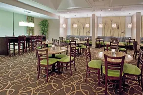 DoubleTree by Hilton Raleigh Midtown - Image 2