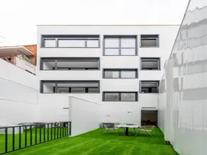 Lemon Apartment Hotels Bernabeu - Image 4