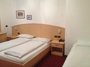 Albergo Mezzolago - Image 4