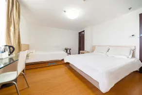 Hanting Hotel (Shanghai Lujiazui Zhangyang Road) - Image 4
