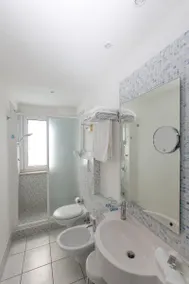Luxor Beach Boutique Hotel Cattolica - Image 4