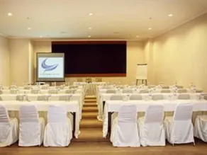 Bueno Colombo Hotel - Image 3