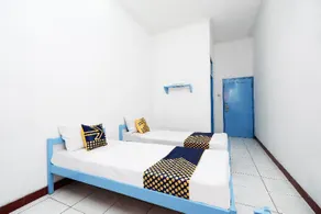 Spot On 2289 Hotel Saudara - Image 4