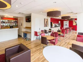 Travelodge Cambridge Central Hotel - Image 3