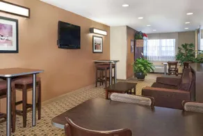 Microtel Inn & Suites By Wyndham Breaux Bridge - Image 4
