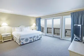 Club Wyndham Newport Overlook - Image 3