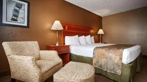 Best Western Valencia Inn - Image 5