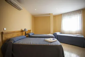 Hotel El Álamo - Image 3