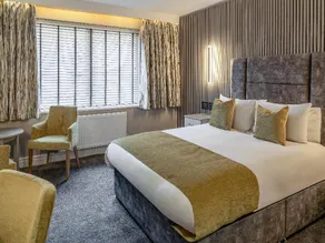 Daresbury Park Hotel & Spa - Image 5