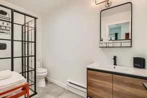 JC Suites - Image 4
