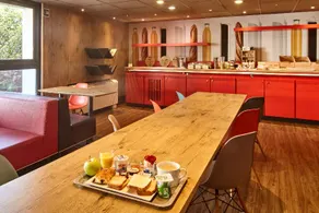 B&B HOTEL Versailles Le Chesnay - Image 2