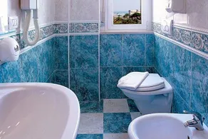 Hotel Ambassador - Image 2