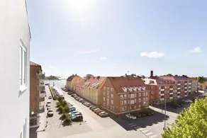 A-Hotel - Image 4