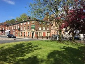 Assheton Arms Hotel - Image 2