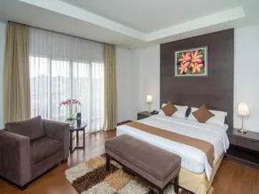 Padjadjaran Suites Hotel & Conference - Image 4