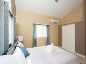 The Country Club Villa II - Image 3