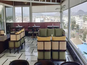 Aura Boutique Hotel - Image 5