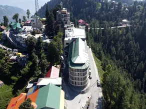 Shangrila Hotel & Resort Changla Gali - Image 4