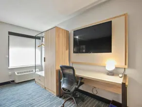 Sugarloaf Hotel & Suites Duluth - Image 2