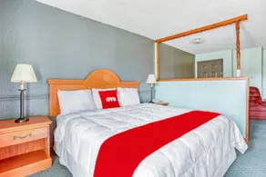 Oyo Townhouse Tulsa Woodland Hills - Image 4