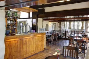 Walworth Castle Hotel, BW Signature Collection by Best Western - Image 4
