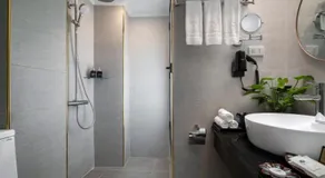 Hanoi Bonsella Cozy Hotel - Image 3