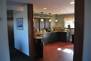 Casco Bay Inn - Image 3