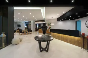 GQ Hotel & Club - Image 2