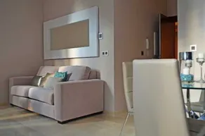 Siloe Plaza Apartments - Image 2