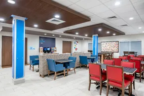 Holiday Inn Express And Suites Punta Gorda - Image 2
