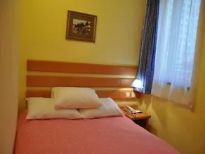 Home Inn Beijing Yansha Xinyuanli - Image 4