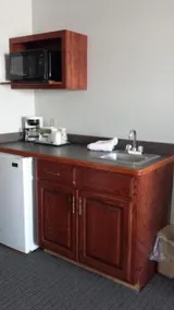 Hastings Country Inn - Image 2