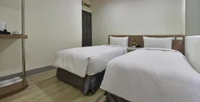 Shihlin Service Apartment - Image 3