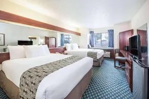 Microtel Inn & Suites by Wyndham Tulsa East - Image 5