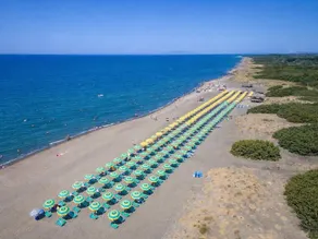 Hotiday Montalto Marina - Image 4