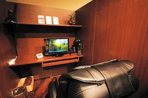 Capsule Hotel Anshin Oyado Shinbashi - Image 4