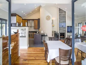 Knysna Stays - Guest House - Image 3