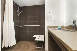 CLT Sky Suite - Image 4