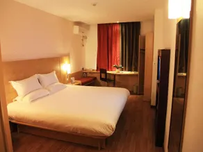 ibis Hohhot ChangLe Palace - Image 4
