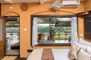 Munkudil Ayurveda Yoga Retreat - Image 3